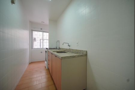 Cozinha de apartamento para alugar com 1 quarto, 47m² em Kobrasol, São José