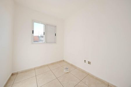 Casa de condomínio à venda com 97m², 3 quartos e 1 vagaQuarto 2