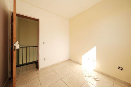 Casa de condomínio à venda com 97m², 3 quartos e 1 vagaQuarto 1