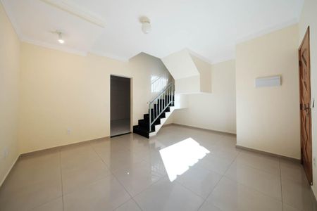 Sala de casa de condomínio à venda com 3 quartos, 97m² em Parque Boturussu, São Paulo