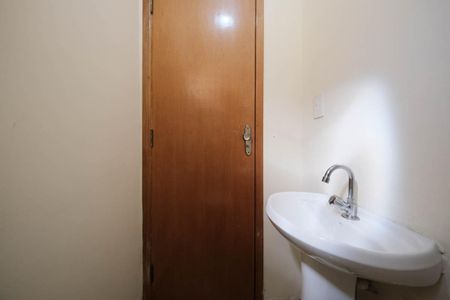 Casa de condomínio à venda com 97m², 3 quartos e 1 vagaLavabo
