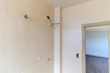 Banheiro de apartamento à venda com 2 quartos, 114m² em Santa Ifigênia, São Paulo