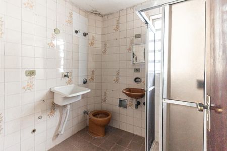 Apartamento à venda com 59m², 1 quarto e sem vaga Apartamento à venda com 59m², 1 quarto e sem vagaBanheiro social