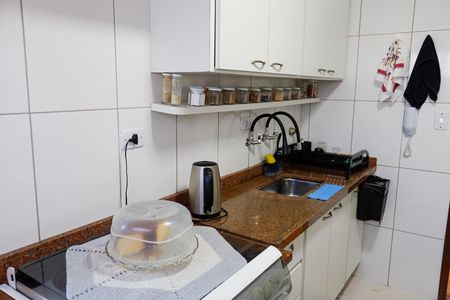 Cozinha de apartamento à venda com 2 quartos, 60m² em I.a.p.i., Osasco