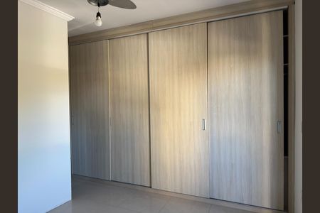 Casa para alugar com 130m², 3 quartos e 2 vagas Casa para alugar com 130m², 3 quartos e 2 vagasSuíte