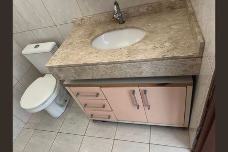 Casa para alugar com 130m², 3 quartos e 2 vagas Casa para alugar com 130m², 3 quartos e 2 vagasLavabo
