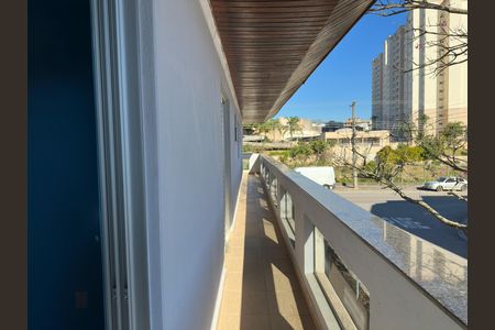 Casa para alugar com 130m², 3 quartos e 2 vagas Casa para alugar com 130m², 3 quartos e 2 vagasVaranda do Quarto 2
