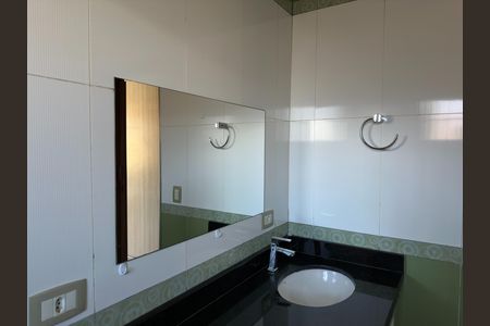 Casa para alugar com 130m², 3 quartos e 2 vagas Casa para alugar com 130m², 3 quartos e 2 vagasBanheiro da Suíte