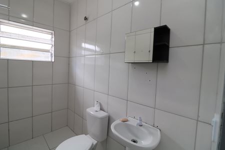 Casa para alugar com 180m², 3 quartos e 3 vagasBanheiro social