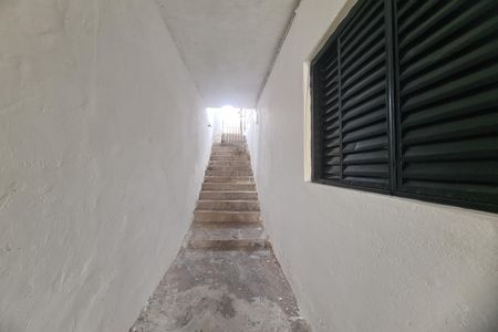 corredor entrada de casa para alugar com 1 quarto, 80m² em Jardim Três Marias, São Paulo