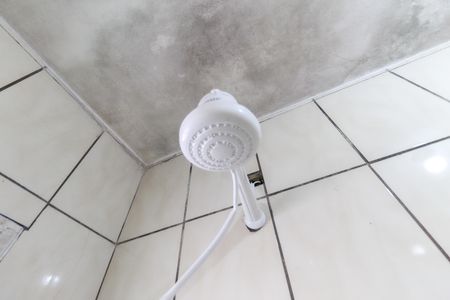 Casa à venda com 102m², 3 quartos e 1 vagaBanheiro 1