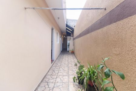 Casa à venda com 102m², 3 quartos e 1 vagaCorredor Externo