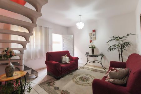 Casa à venda com 102m², 3 quartos e 1 vagaSala