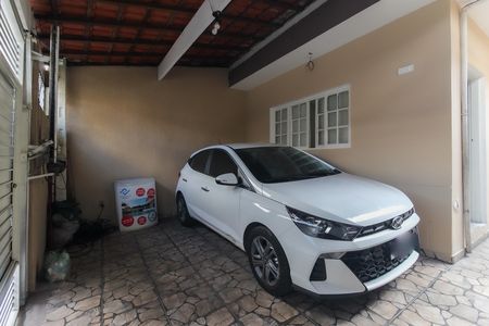 Garagem de casa à venda com 3 quartos, 102m² em Guaianases, São Paulo