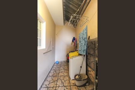 Casa à venda com 102m², 3 quartos e 1 vagaÁrea de Serviço
