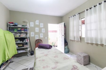 Casa à venda com 102m², 3 quartos e 1 vagaQuarto de Serviço