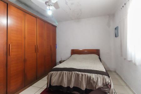 Casa à venda com 102m², 3 quartos e 1 vagaQuarto 1