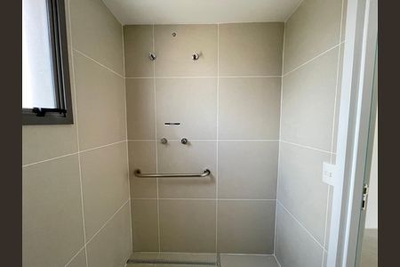 Banheiro de apartamento à venda com 1 quarto, 26m² em Butantã, São Paulo