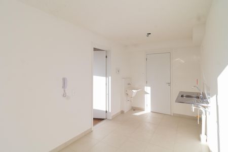 Apartamento para alugar com 1 quarto, 24m² em Parque Industrial Tomas Edson, São Paulo