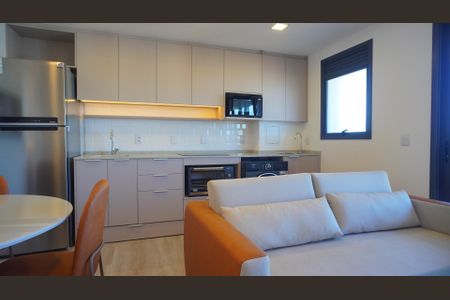 Studio para alugar com 37m², 1 quarto e 1 vaga Studio para alugar com 37m², 1 quarto e 1 vagaKitnet