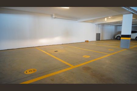 Studio para alugar com 37m², 1 quarto e 1 vaga Studio para alugar com 37m², 1 quarto e 1 vagaGaragem