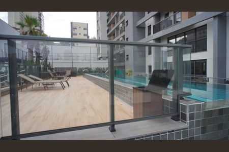 Studio para alugar com 37m², 1 quarto e 1 vaga Studio para alugar com 37m², 1 quarto e 1 vagaÁrea comum - Piscina