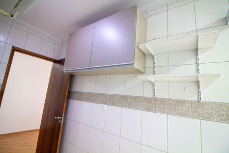 Cozinha de apartamento à venda com 2 quartos, 54m² em Vila das Belezas, São Paulo