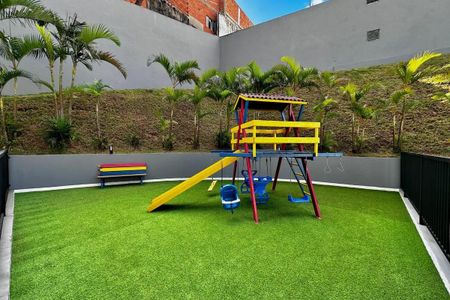 Apartamento para alugar com 54m², 2 quartos e 1 vaga Apartamento para alugar com 54m², 2 quartos e 1 vagaÁrea comum - Playground