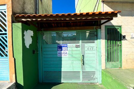 Fachada de casa para alugar com 1 quarto, 50m² em Jardim Jaragua, São Paulo