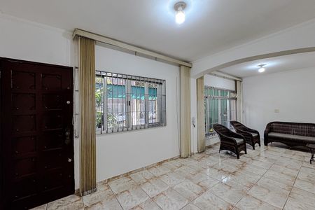 Casa para alugar com 6 quartos, 285m² em Jardim Analia Franco, São Paulo
