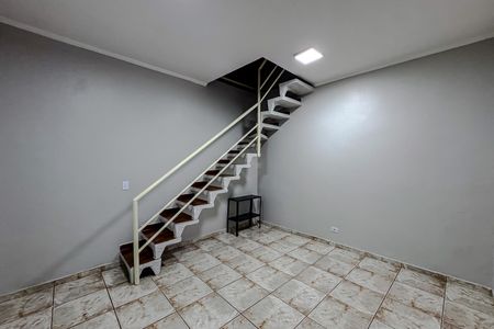 Casa para alugar com 285m², 6 quartos e 4 vagas Casa para alugar com 285m², 6 quartos e 4 vagasSala (Casa 2)