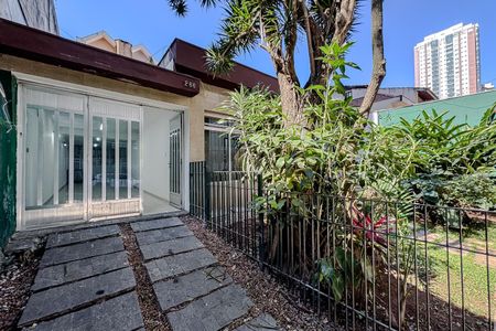 Casa para alugar com 285m², 6 quartos e 4 vagas Casa para alugar com 285m², 6 quartos e 4 vagasGaragem