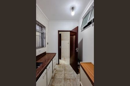 Casa para alugar com 285m², 6 quartos e 4 vagas Casa para alugar com 285m², 6 quartos e 4 vagasCozinha