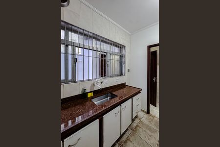 Casa para alugar com 285m², 6 quartos e 4 vagas Casa para alugar com 285m², 6 quartos e 4 vagasCozinha
