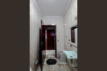 Casa para alugar com 285m², 6 quartos e 4 vagas Casa para alugar com 285m², 6 quartos e 4 vagasBanheiro 2 (Casa 2)