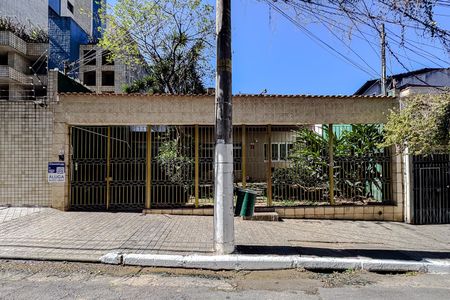 Fachada - Plaquinha de casa para alugar com 6 quartos, 285m² em Jardim Analia Franco, São Paulo