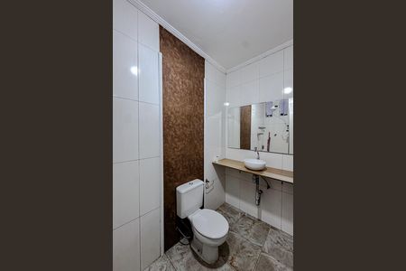 Casa para alugar com 285m², 6 quartos e 4 vagas Casa para alugar com 285m², 6 quartos e 4 vagasBanheiro