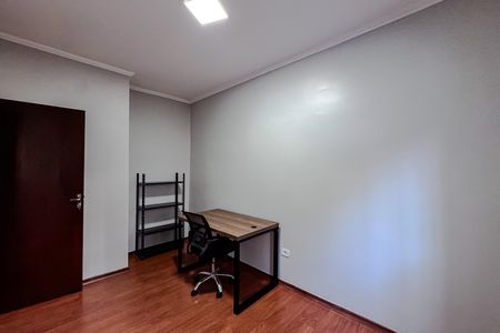Casa para alugar com 285m², 6 quartos e 4 vagas Casa para alugar com 285m², 6 quartos e 4 vagasQuarto 3 (Casa 2)