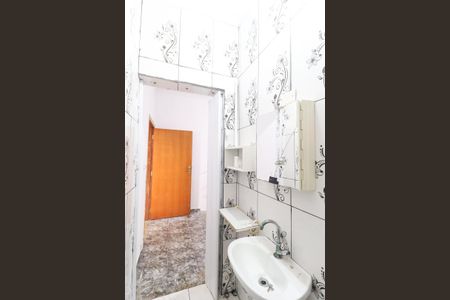 Casa para alugar com 40m², 1 quarto e sem vaga