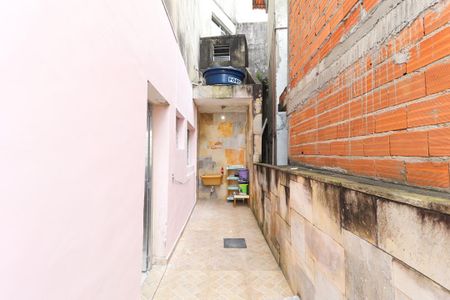 Casa para alugar com 40m², 1 quarto e sem vaga