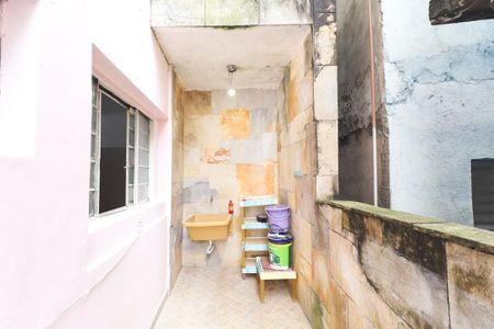 Casa para alugar com 40m², 1 quarto e sem vaga