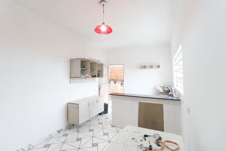 Casa para alugar com 40m², 1 quarto e sem vaga