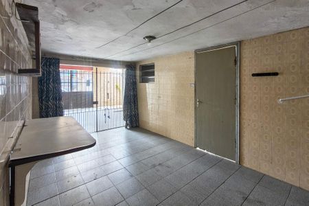 Casa para alugar com 120m², 2 quartos e 2 vagas Casa para alugar com 120m², 2 quartos e 2 vagasGaragem