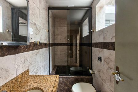 Casa para alugar com 120m², 2 quartos e 2 vagas Casa para alugar com 120m², 2 quartos e 2 vagasBanheiro