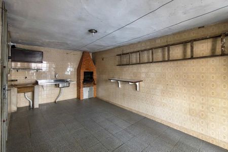 Casa para alugar com 120m², 2 quartos e 2 vagas Casa para alugar com 120m², 2 quartos e 2 vagasGaragem