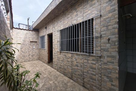 Casa para alugar com 120m², 2 quartos e 2 vagas Casa para alugar com 120m², 2 quartos e 2 vagasHall