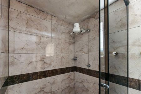 Casa para alugar com 120m², 2 quartos e 2 vagas Casa para alugar com 120m², 2 quartos e 2 vagasBanheiro