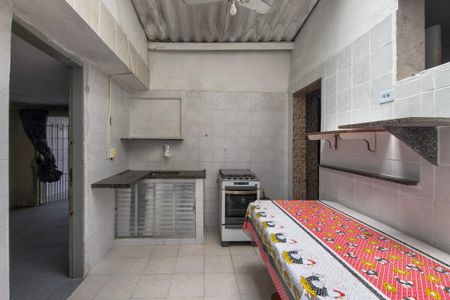 Casa para alugar com 120m², 2 quartos e 2 vagas Casa para alugar com 120m², 2 quartos e 2 vagasCozinha