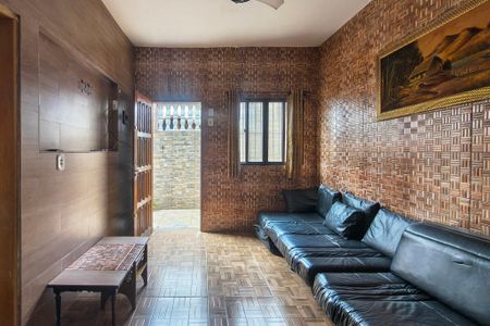 Casa para alugar com 120m², 2 quartos e 2 vagas Casa para alugar com 120m², 2 quartos e 2 vagasSala