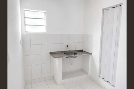 Cozinha de casa para alugar com 1 quarto, 60m² em Bangu, Rio de Janeiro